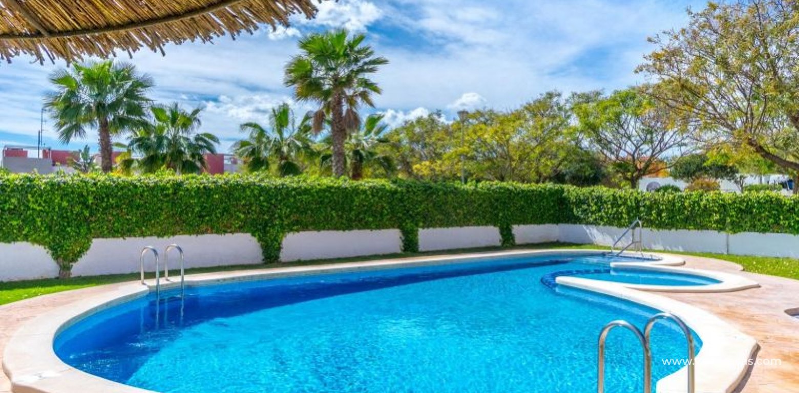 Vente - Maison Mitoyenne - Torrevieja
