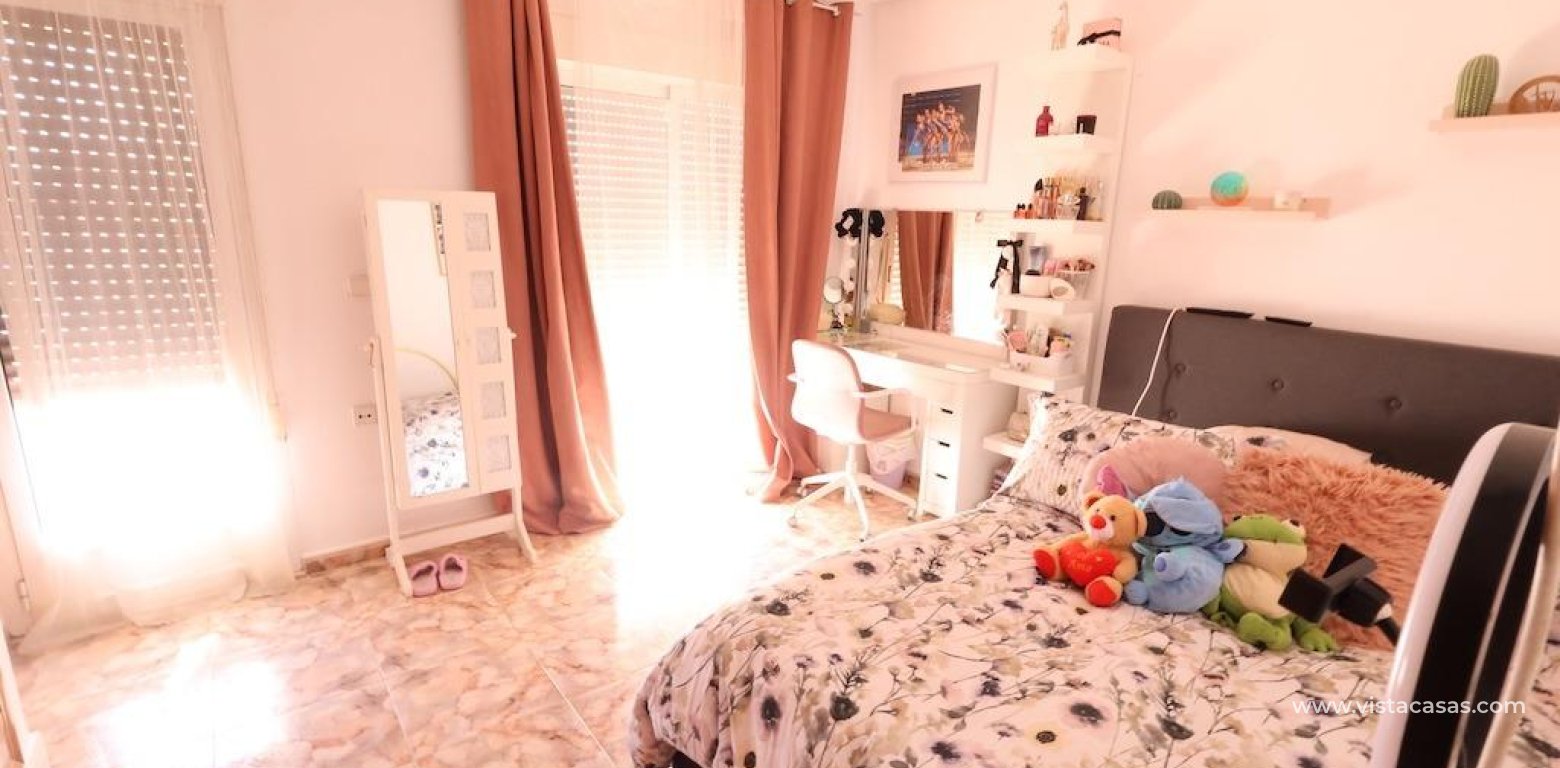 Resale - Villa - La Zenia