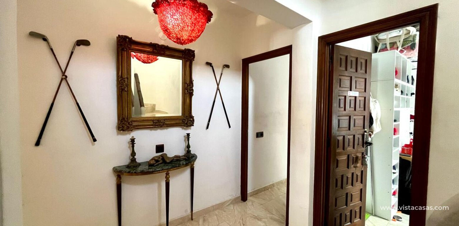 Sale - Villa - Villamartin