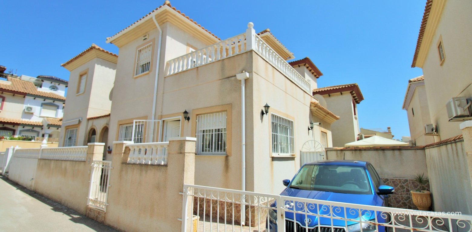 Detached villa for sale La Pinada Playa Flamenca