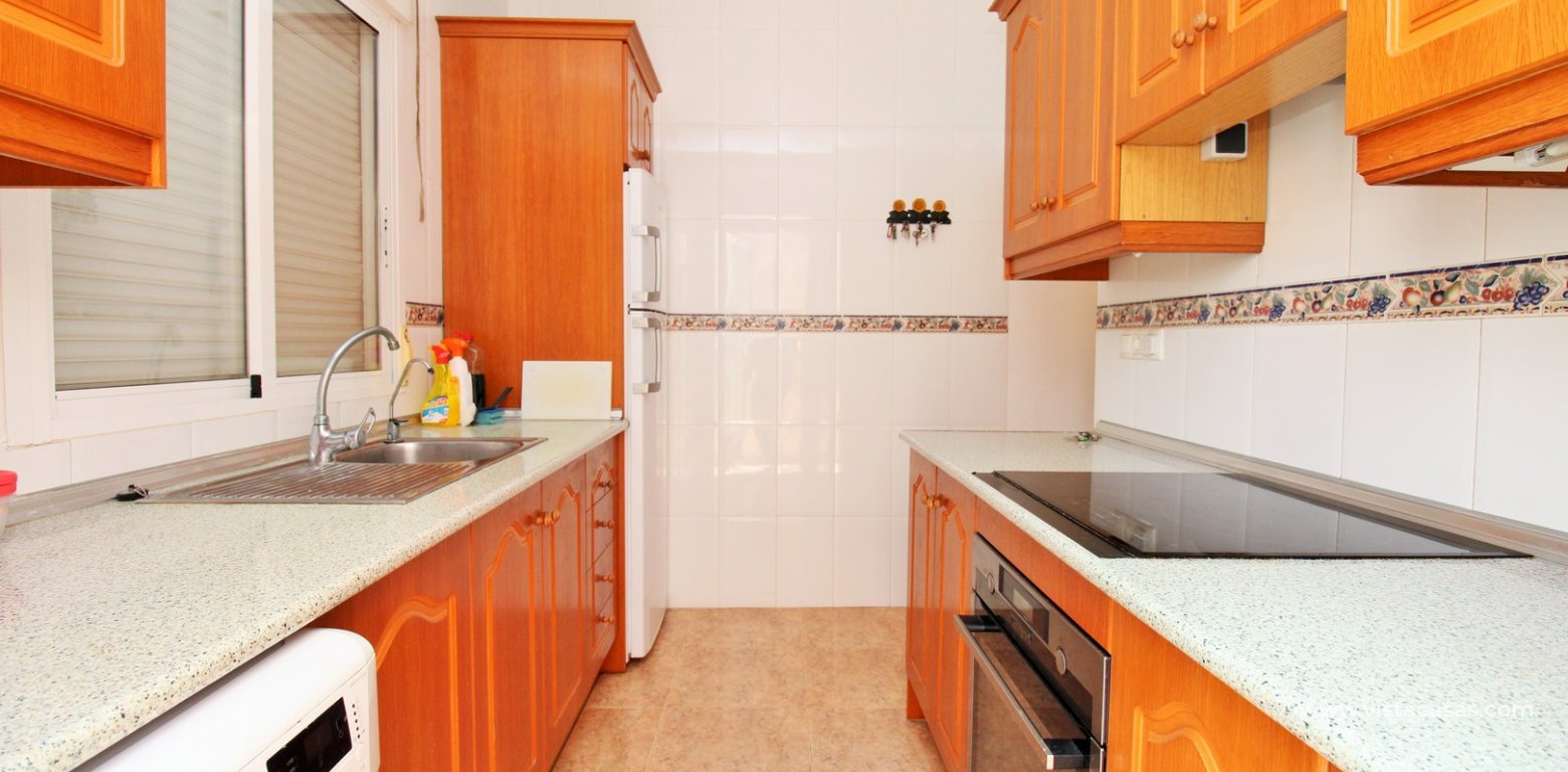 Detached villa for sale La Pinada Playa Flamenca kitchen 2