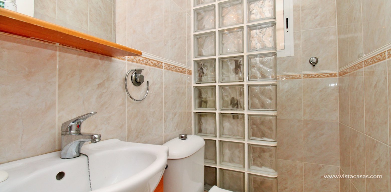 Detached villa for sale La Pinada Playa Flamenca downstairs bathroom