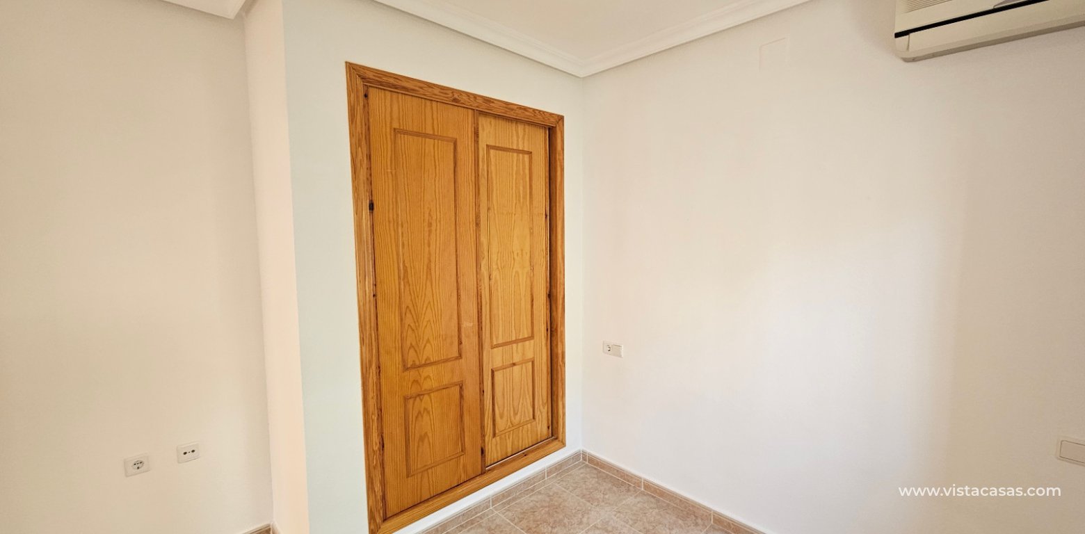 Resale - Villa - Algorfa