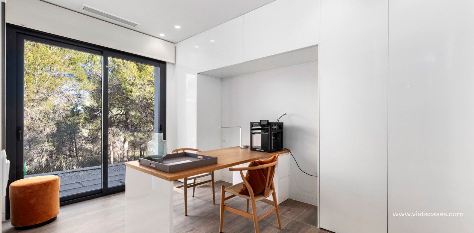 Sale - Villa - Las Colinas Golf