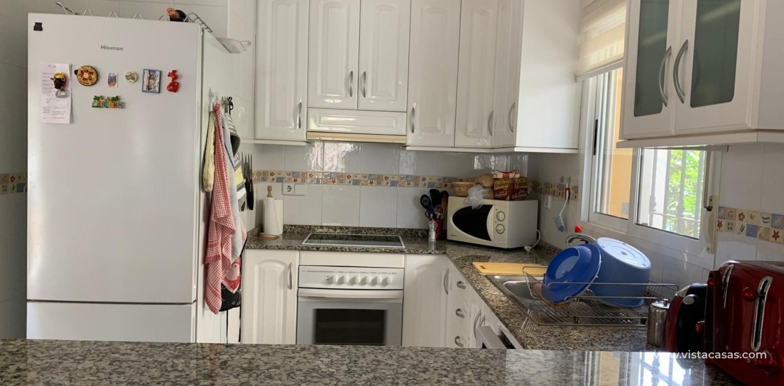 Resale - Villa - El Raso