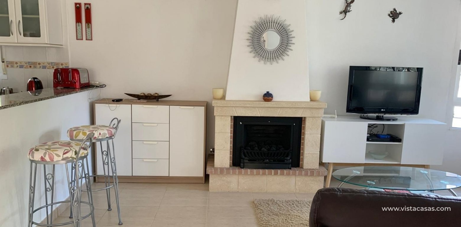 Resale - Villa - El Raso