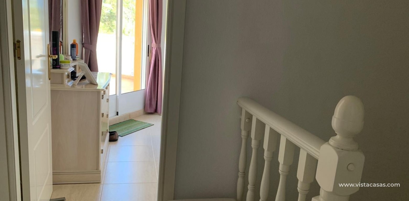 Resale - Villa - El Raso