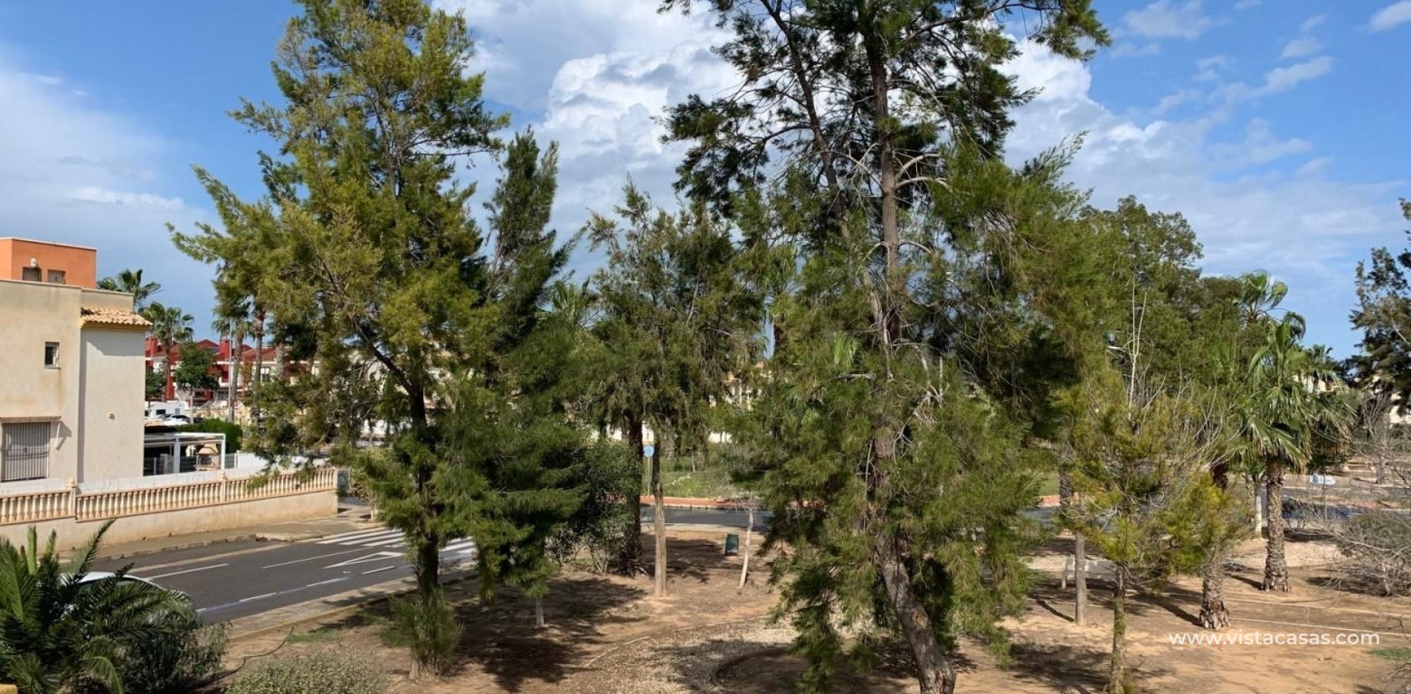 Resale - Villa - El Raso