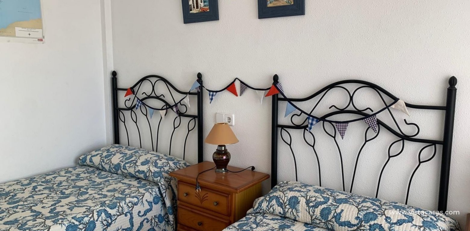 Resale - Villa - El Raso