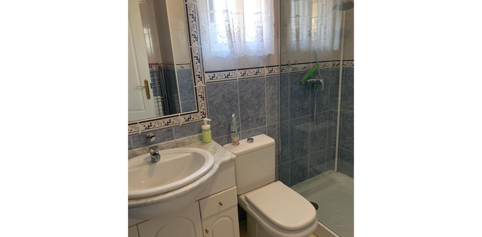 Resale - Villa - El Raso