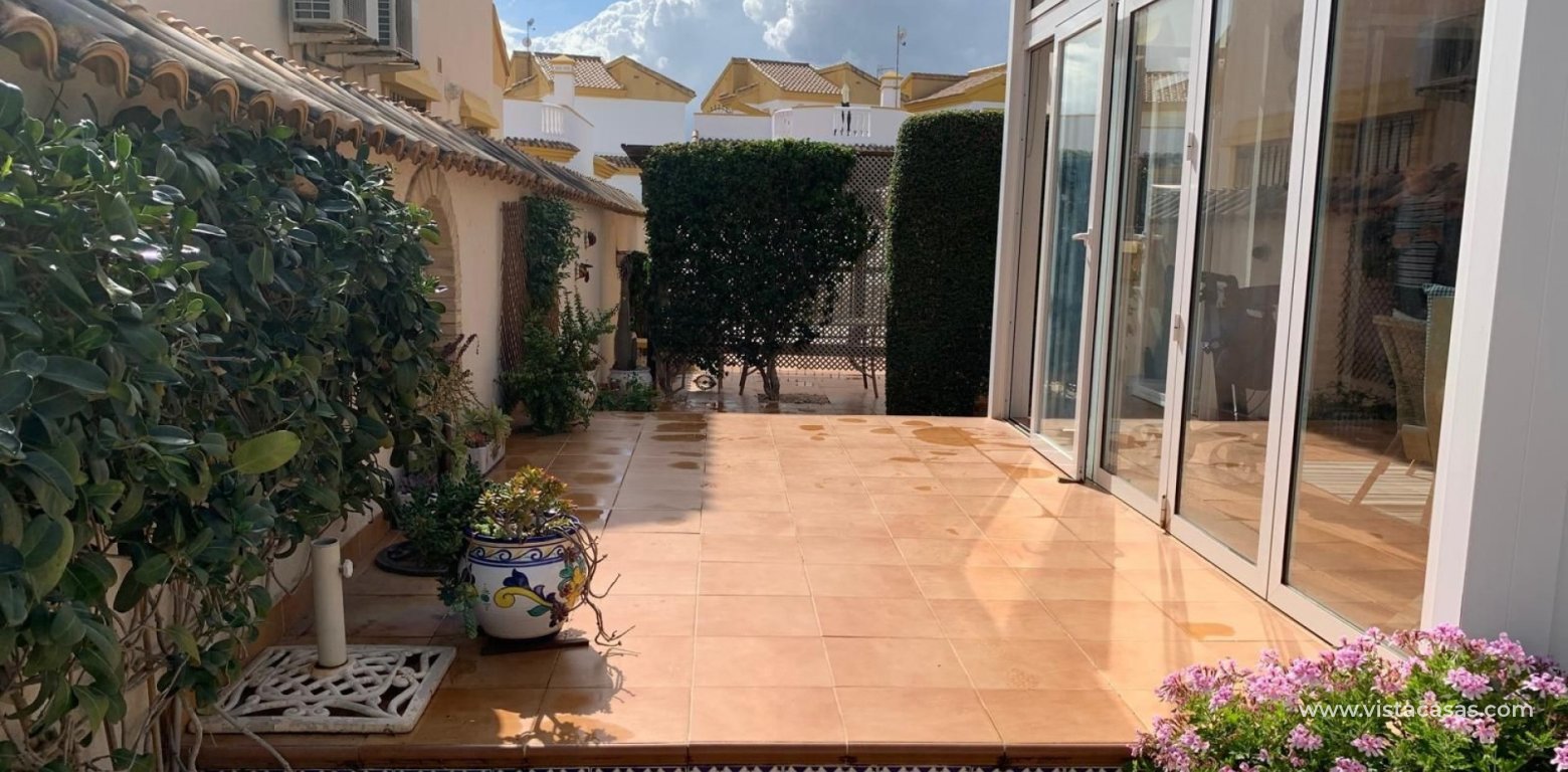 Resale - Villa - El Raso