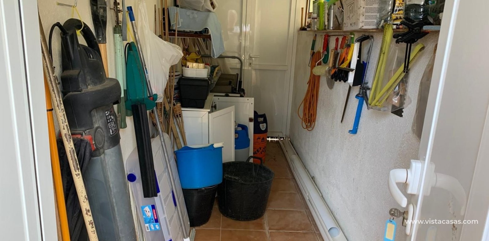 Resale - Villa - El Raso