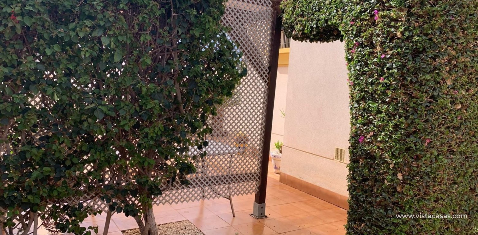 Resale - Villa - El Raso