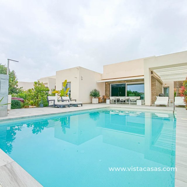 Villa - Resale - Algorfa - La Finca Golf Resort