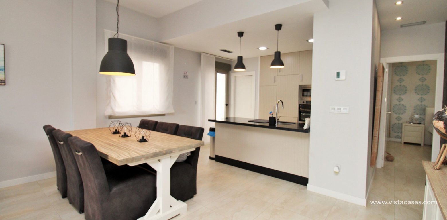 Detached Innova villa for sale Pau 8 Villamartin kitchen diner