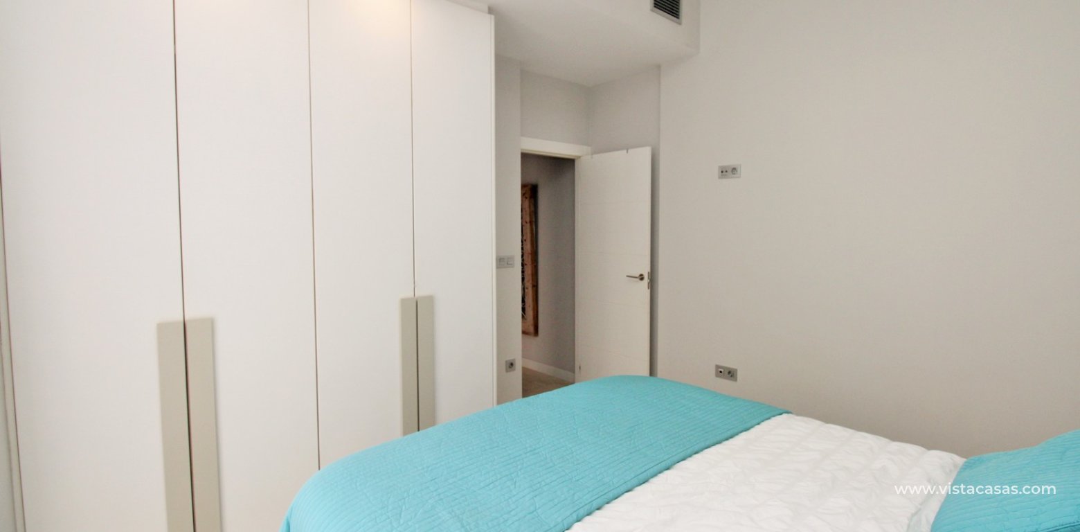 Detached Innova villa for sale Pau 8 Villamartin double bedroom fitted wardrobes