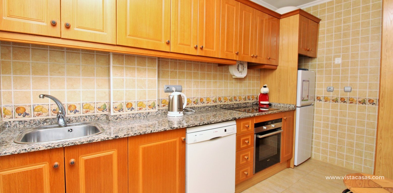 Townhouse for sale Torregolf 4 Pau 8 Villamartin kitchen 3
