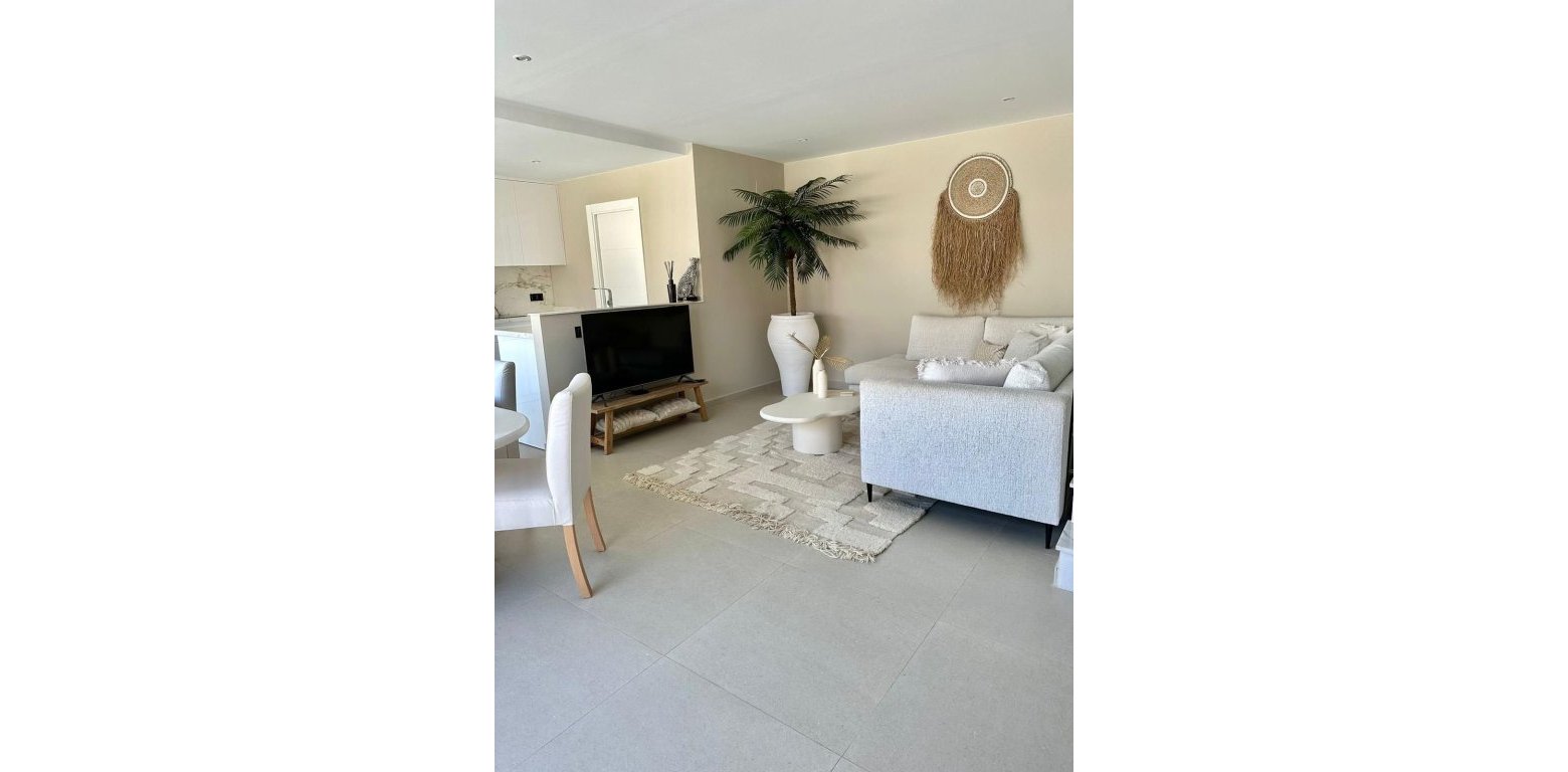 Resale - Villa - Algorfa