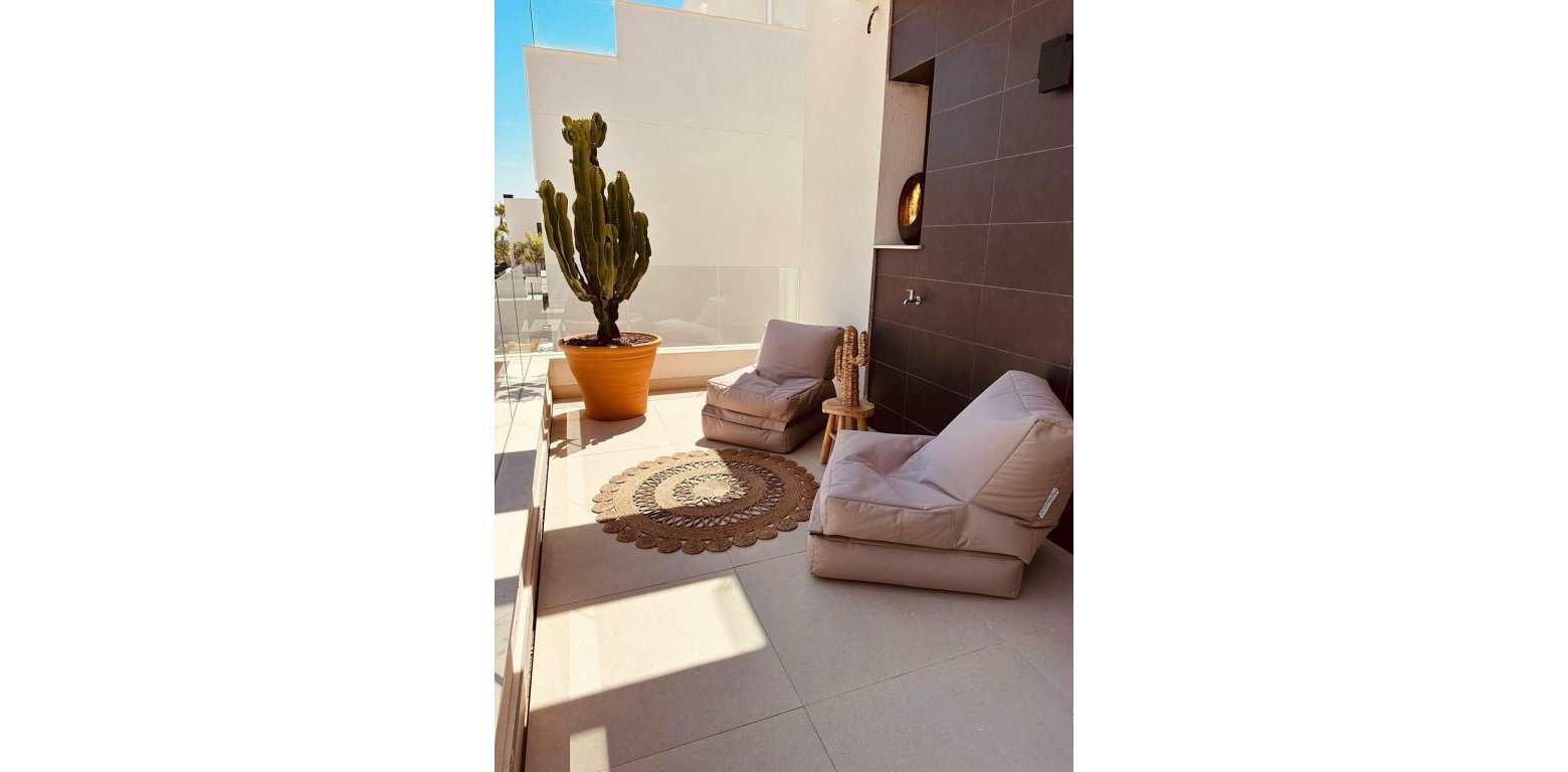 Resale - Villa - Algorfa