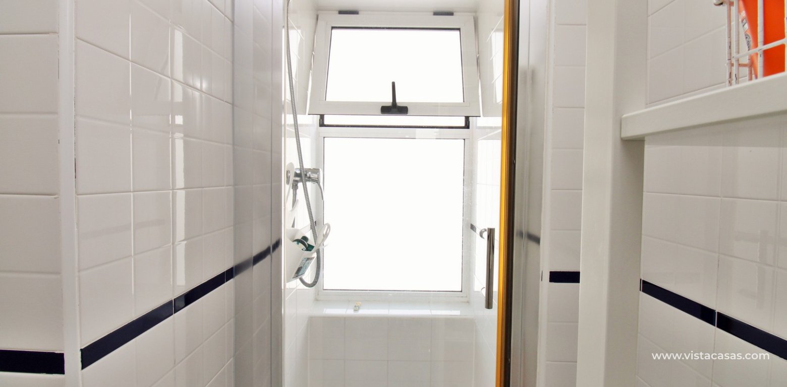 Penthouse for sale in El Rincon Playa Flamenca double bedroom en-suite bathroom shower