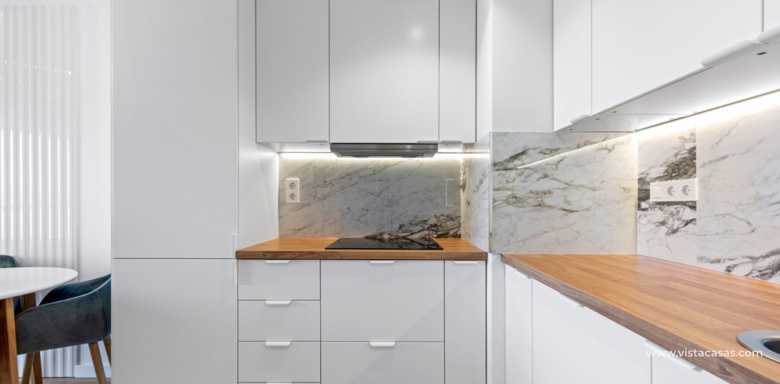 Resale - Apartment - Punta Prima