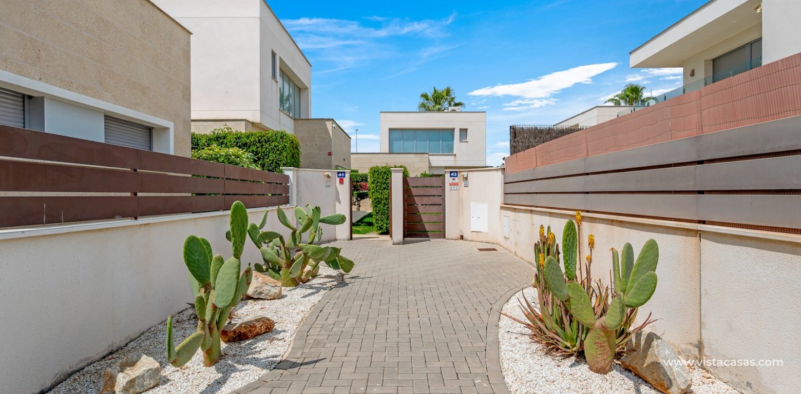 Resale - Villa - Vistabella Golf