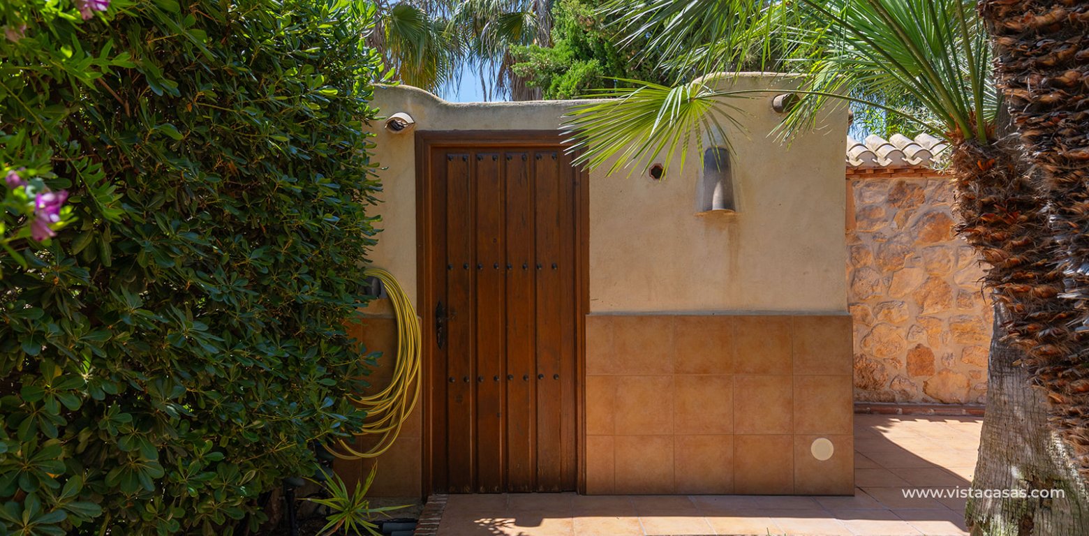 Resale - Villa - Punta Prima