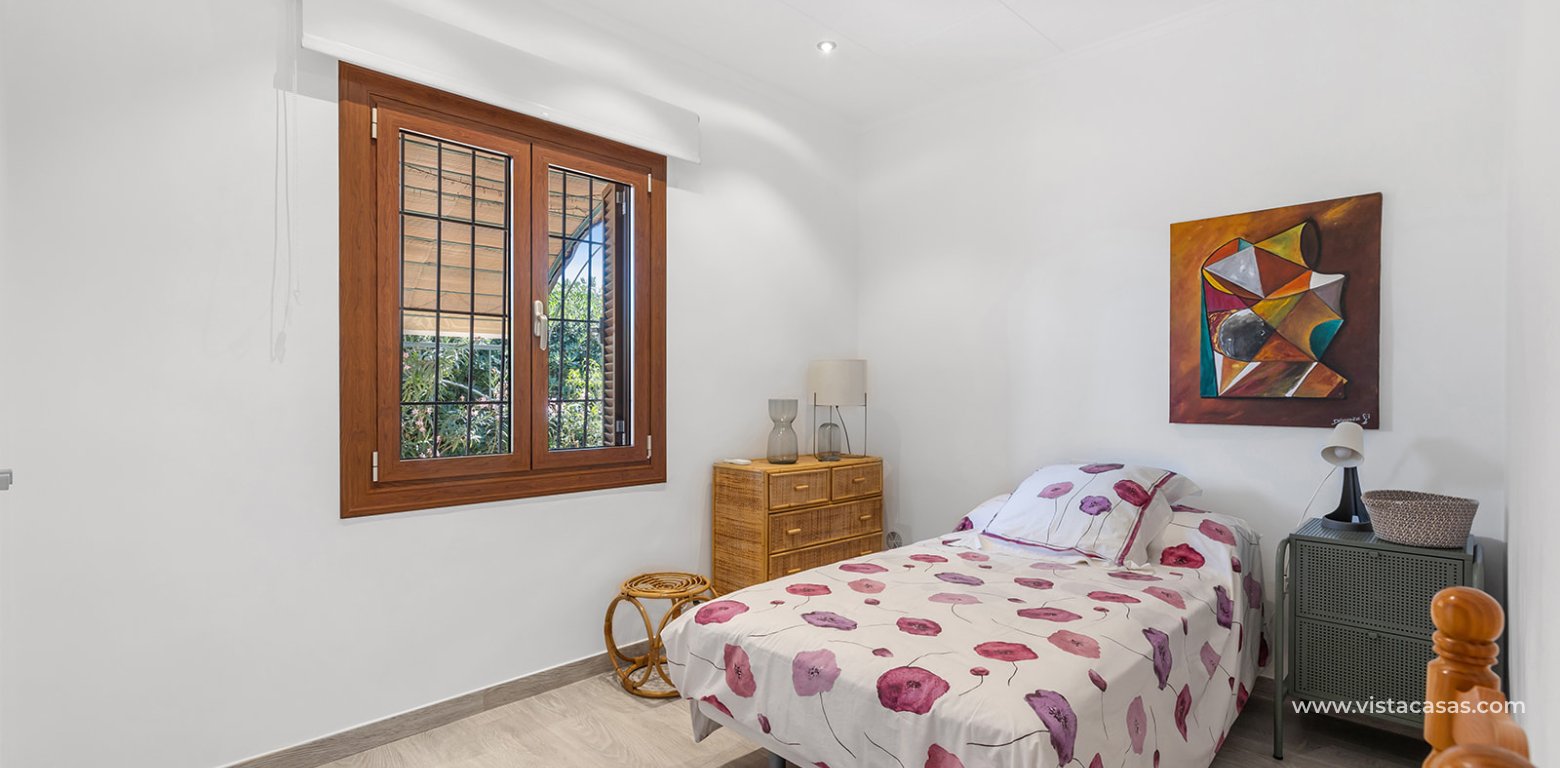 Resale - Villa - Punta Prima