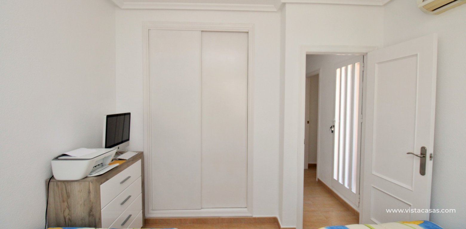Quad house for sale Torregolf 4 Pau 8 Villamartin twin bedroom fitted wardrobes