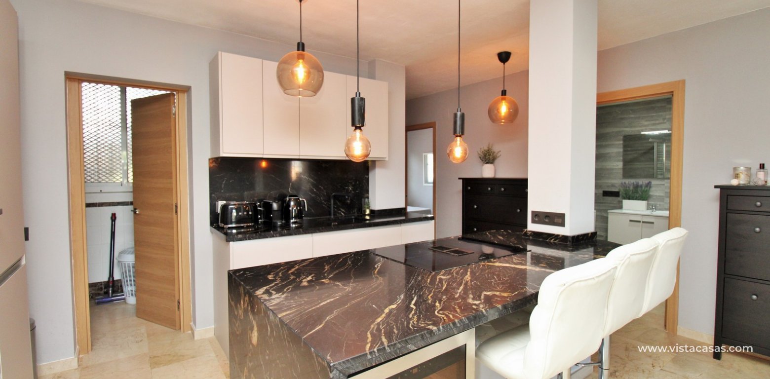 Renovated apartment in the Villamartin Plaza Villagolf kitchen