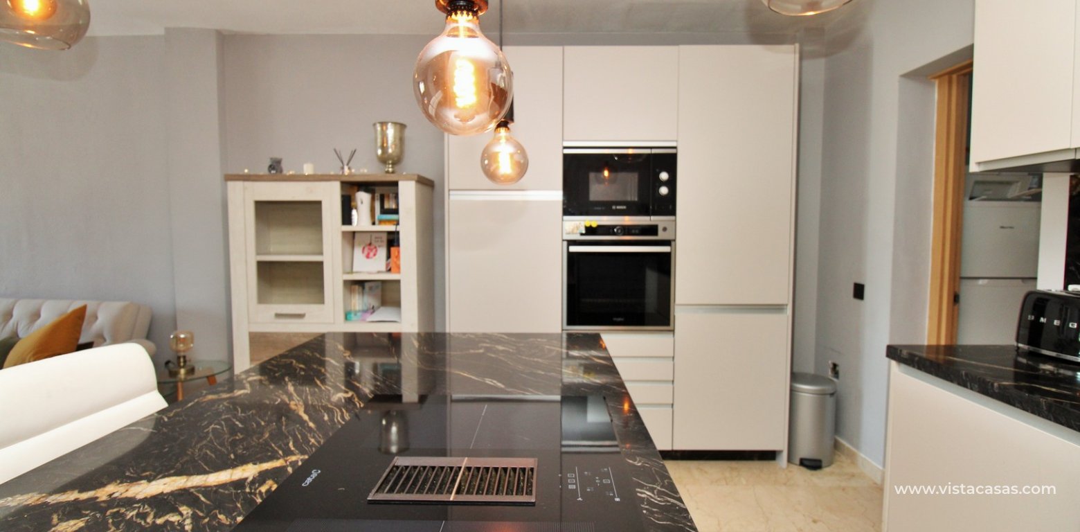 Renovated apartment in the Villamartin Plaza Villagolf kitchen 5