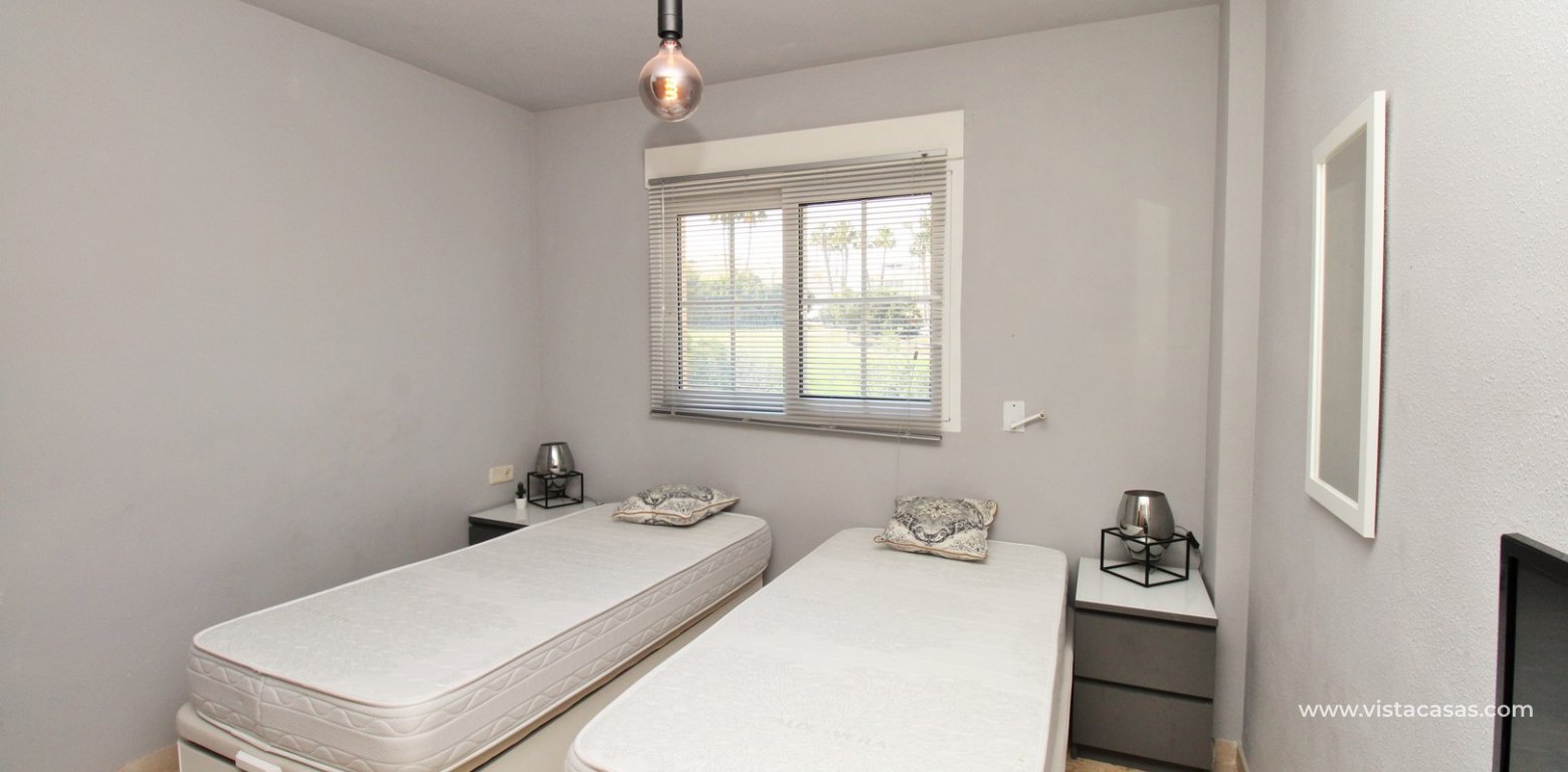 Renovated apartment in the Villamartin Plaza Villagolf twin bedroom