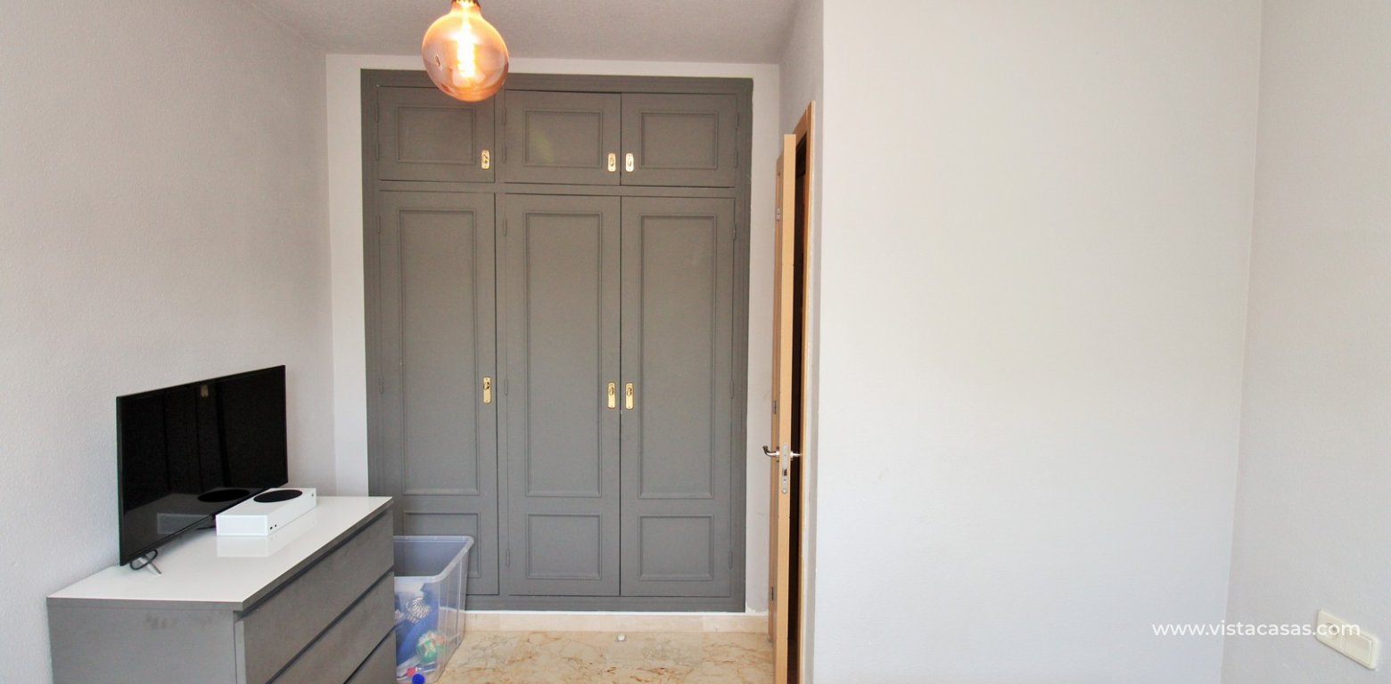 Renovated apartment in the Villamartin Plaza Villagolf twin bedroom fitted wardrobes