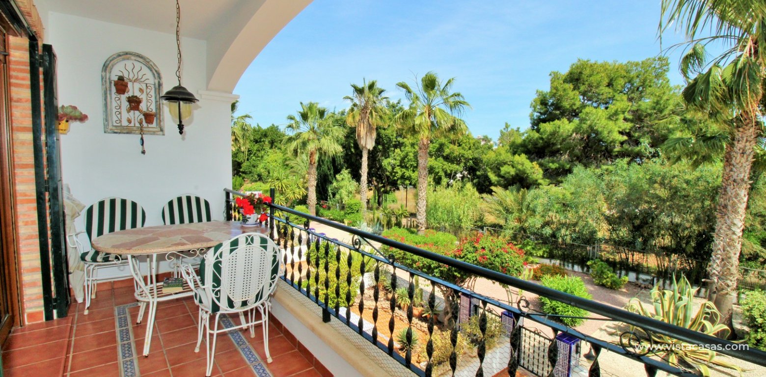 Penthouse apartment for sale Pau 8 Villamartin balcony