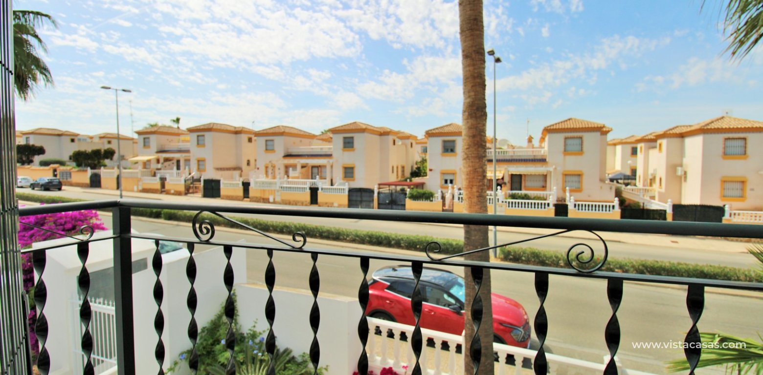 Penthouse apartment for sale Pau 8 Villamartin Juliet balcony