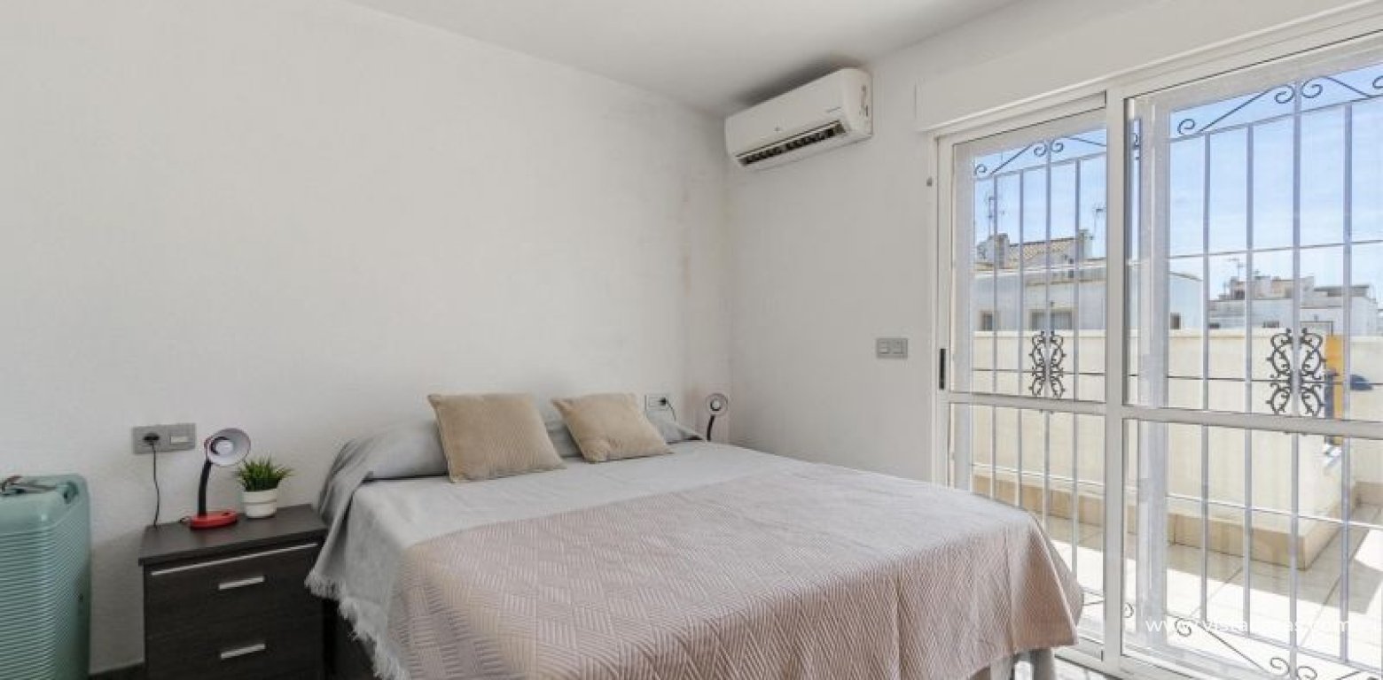 Resale - Townhouse - Torrevieja