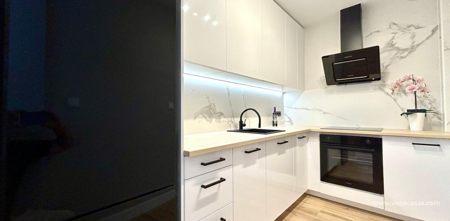 Resale - Townhouse - Punta Prima