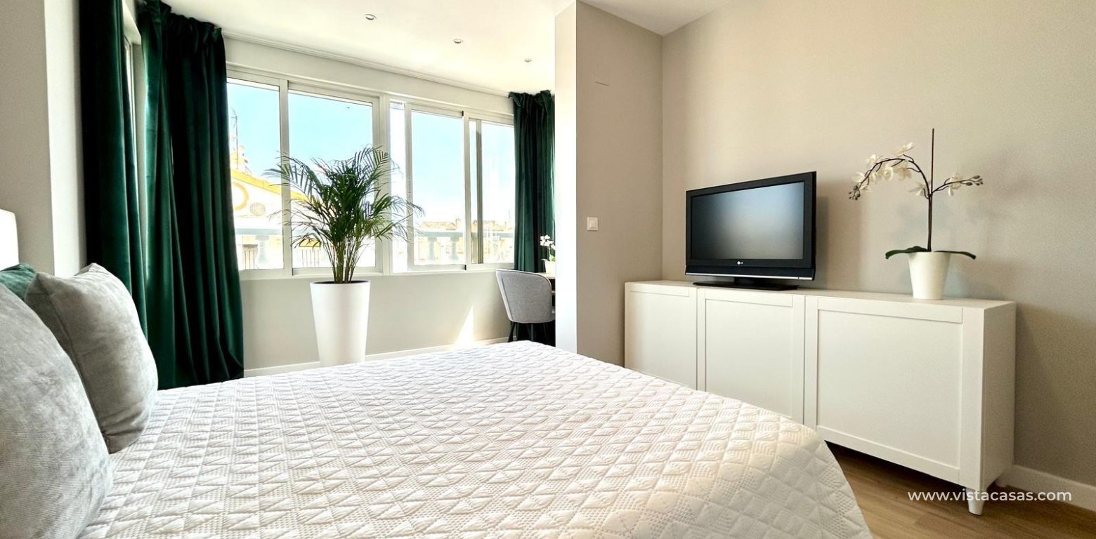 Resale - Townhouse - Punta Prima