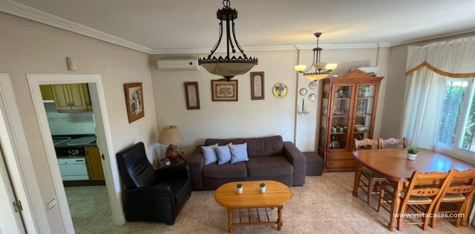 Resale - Villa - Torrevieja