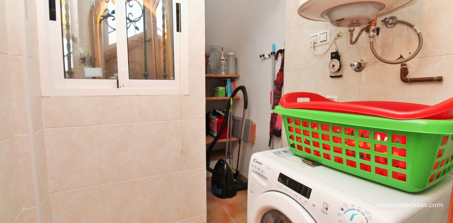 Villamartin 2 bed bungalow monte golf roof terrace pool for sale utility room