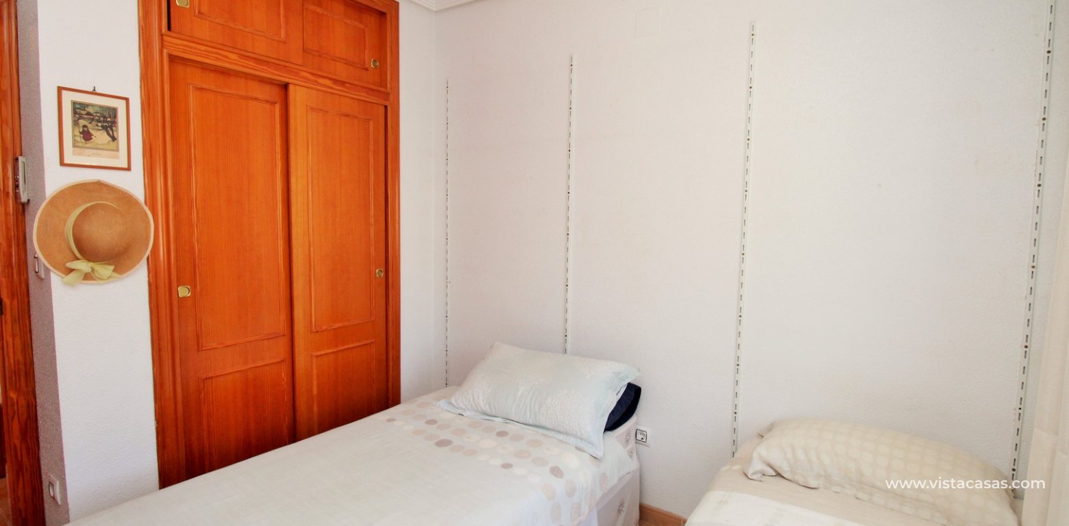 Villamartin 2 bed bungalow monte golf roof terrace pool for sale twin bedroom fitted wardrobes