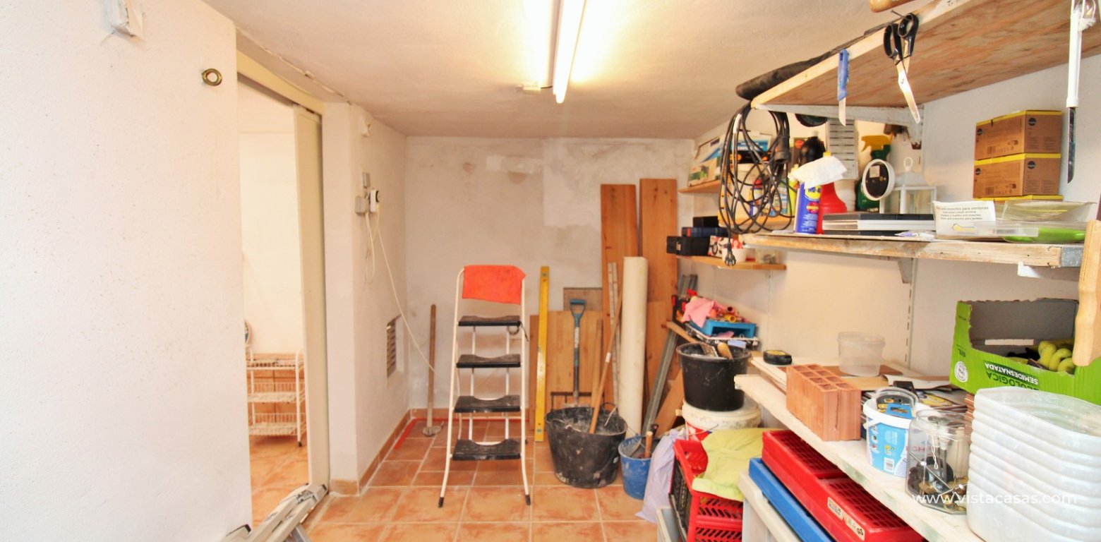 Villamartin 2 bed bungalow monte golf roof terrace pool for sale underbuild workshop