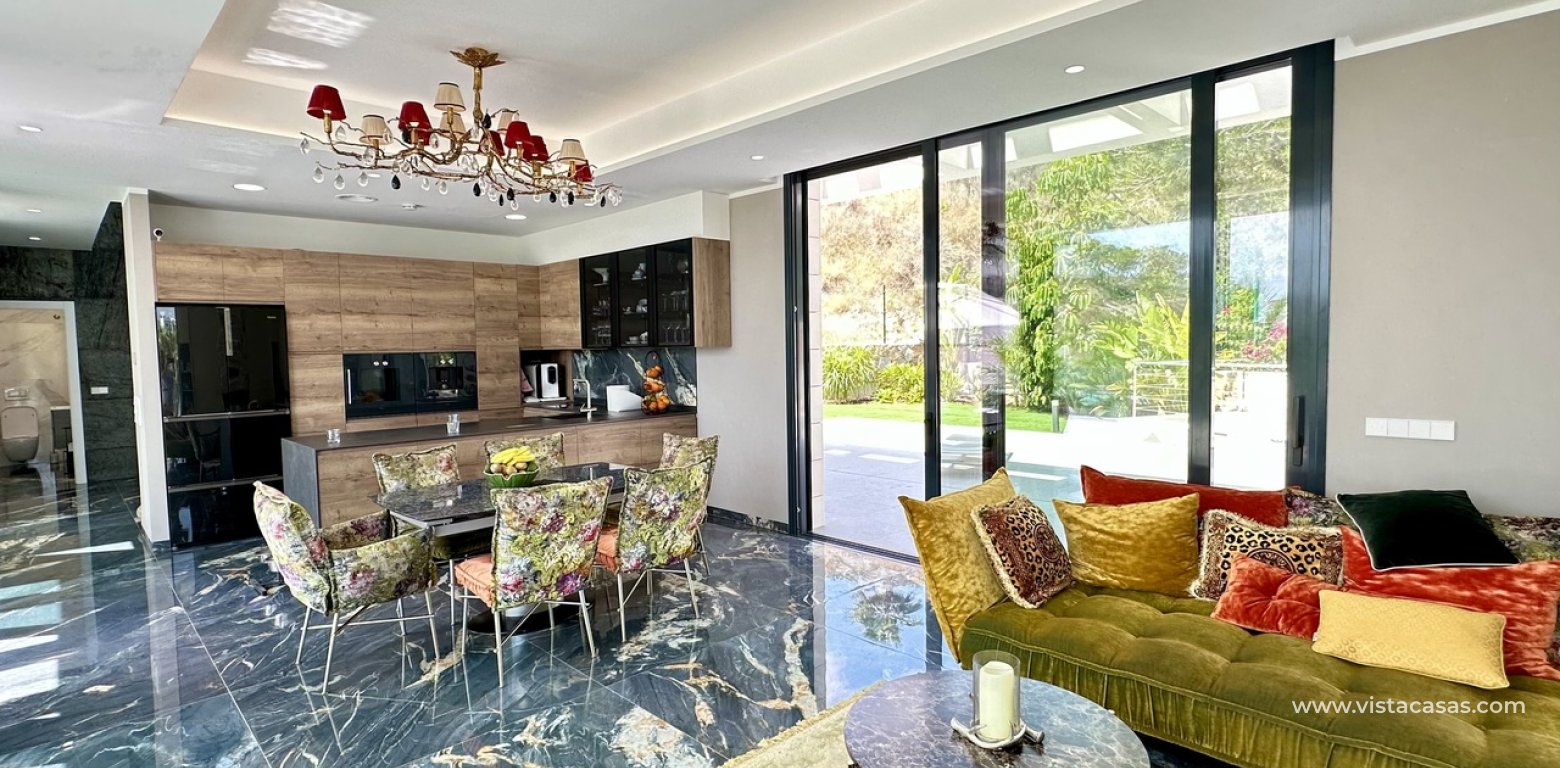 Sale - Villa - Las Colinas Golf