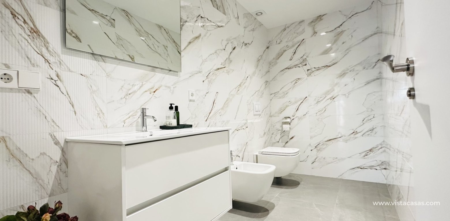 Sale - Villa - Las Colinas Golf