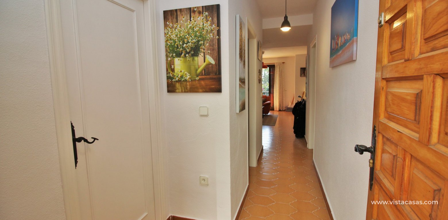 Apartment for sale in Villamartin entrance hallway