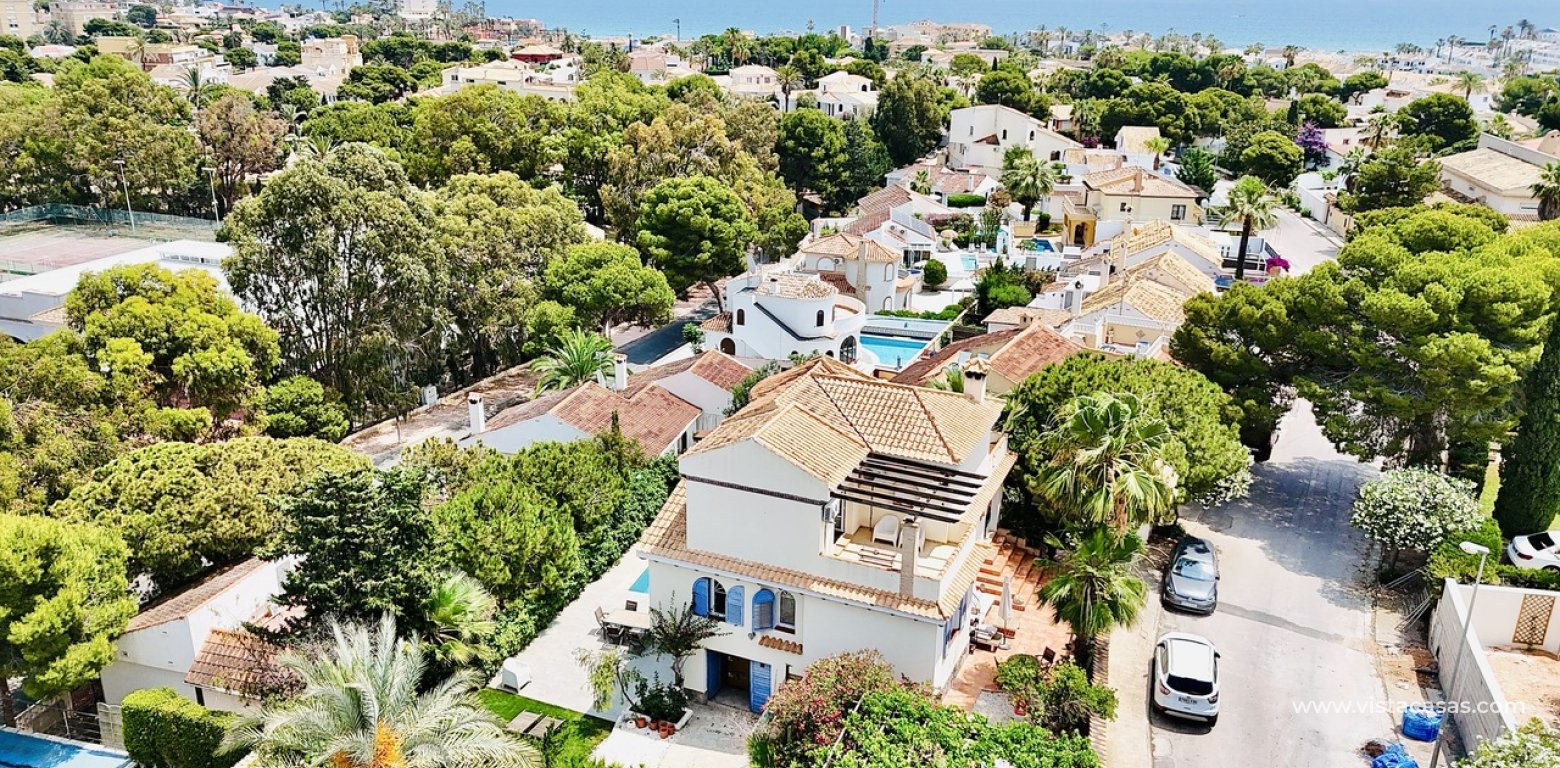 Resale - Villa - La Zenia