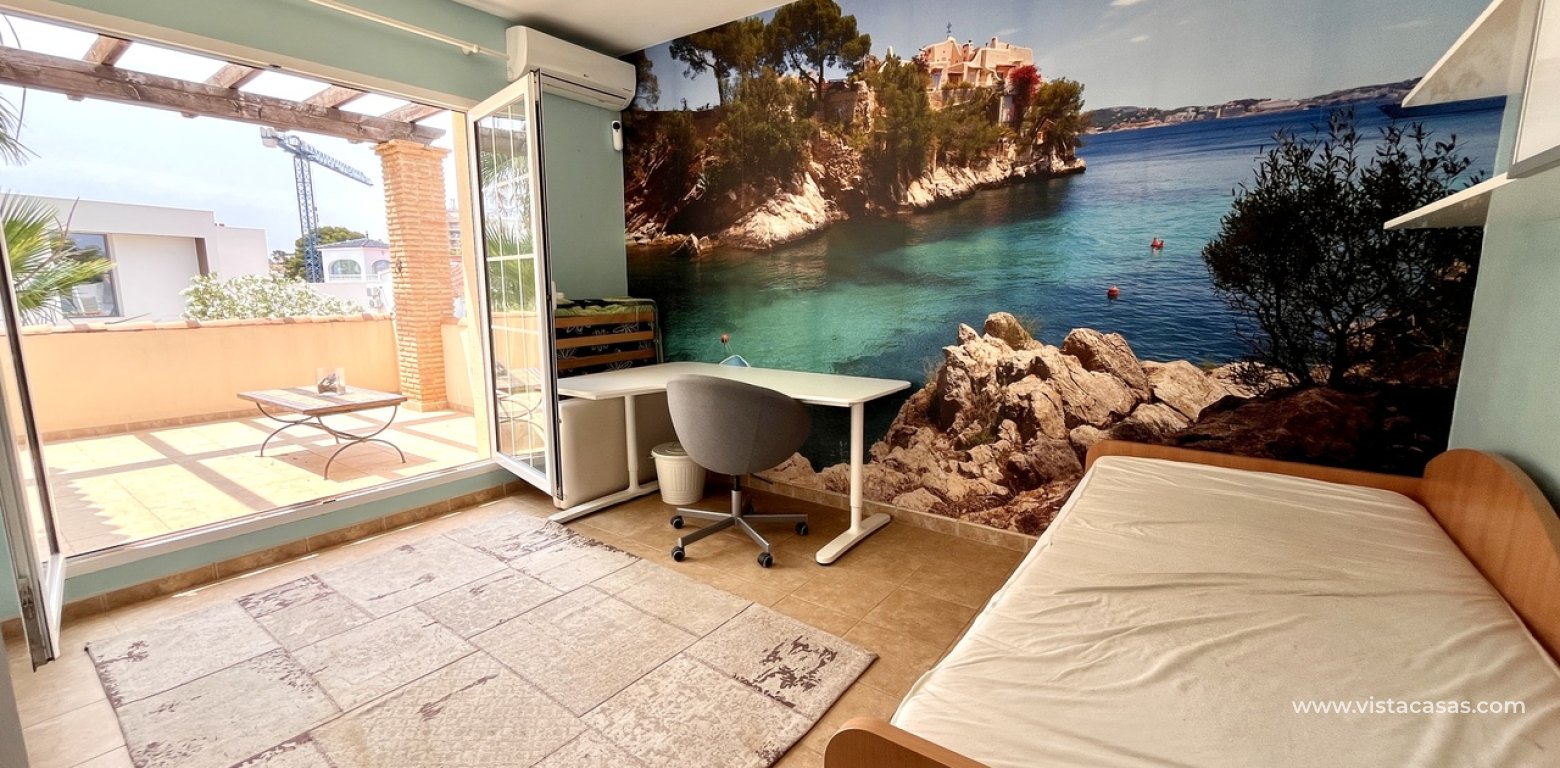 Resale - Villa - La Zenia