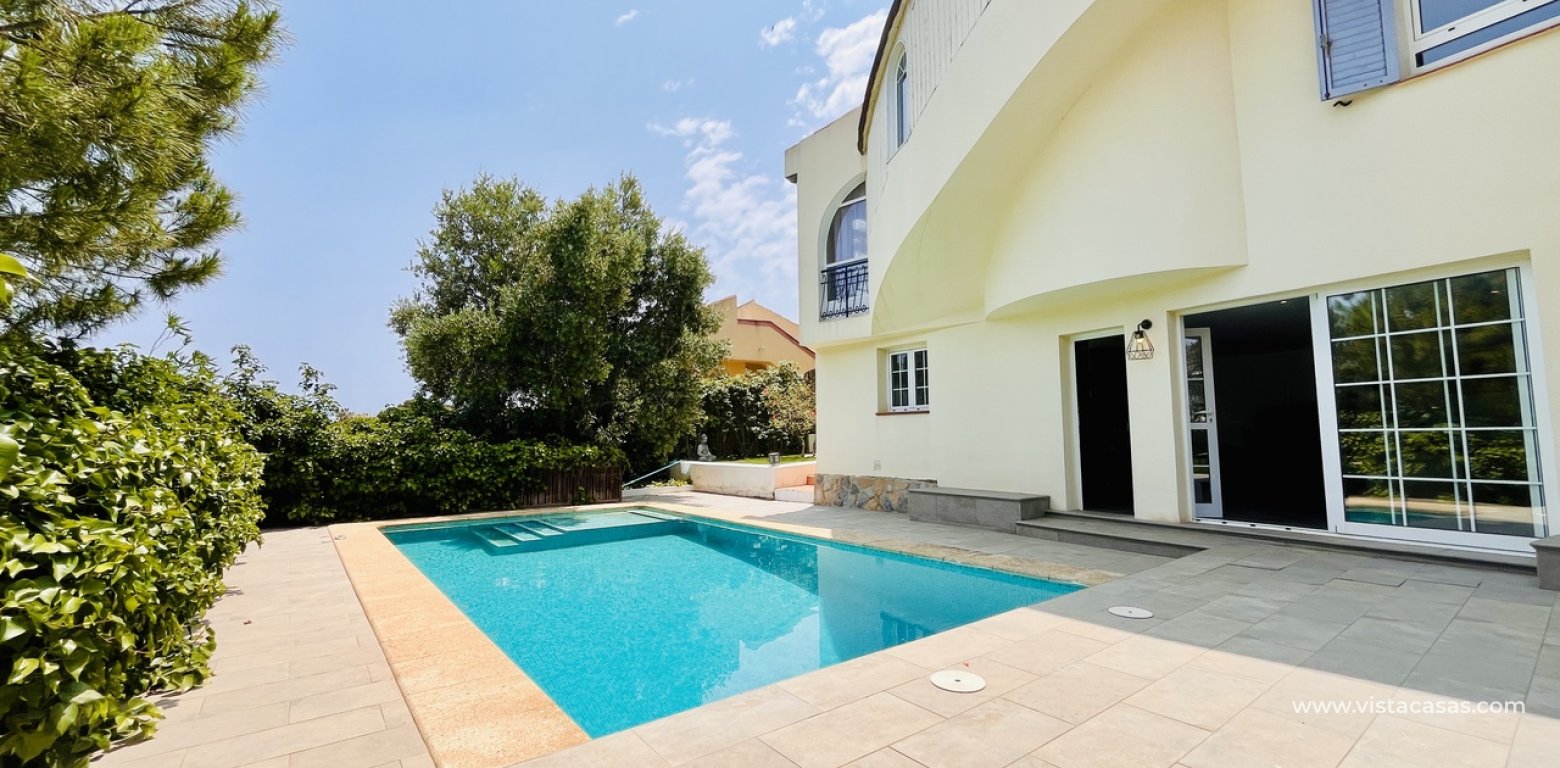 Resale - Villa - La Zenia