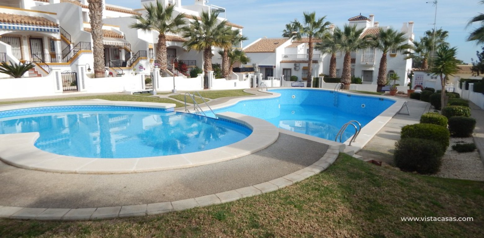 Villa for sale in Los Dolses swimming pool