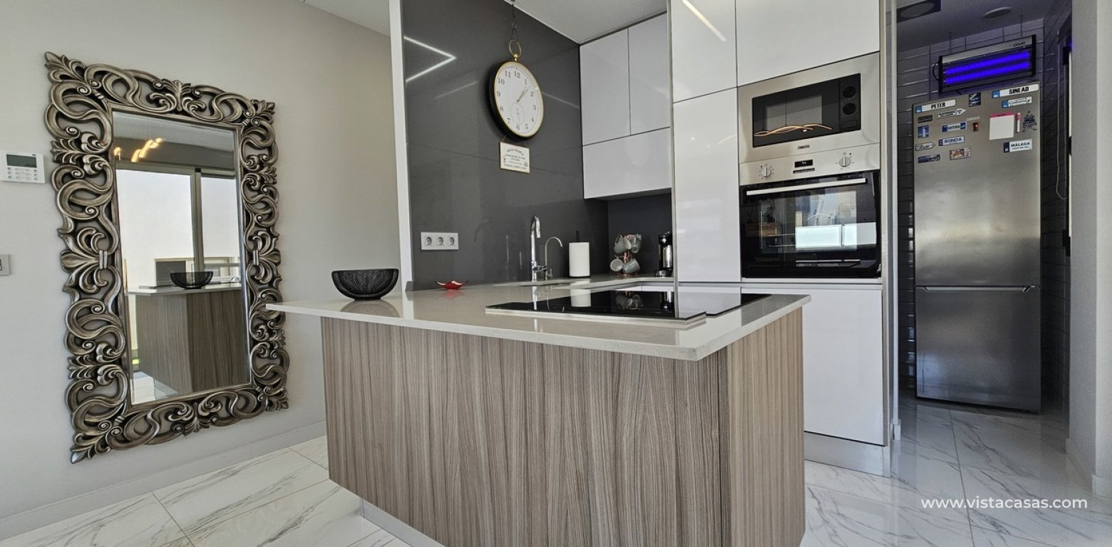 Sale - Villa - Villamartin